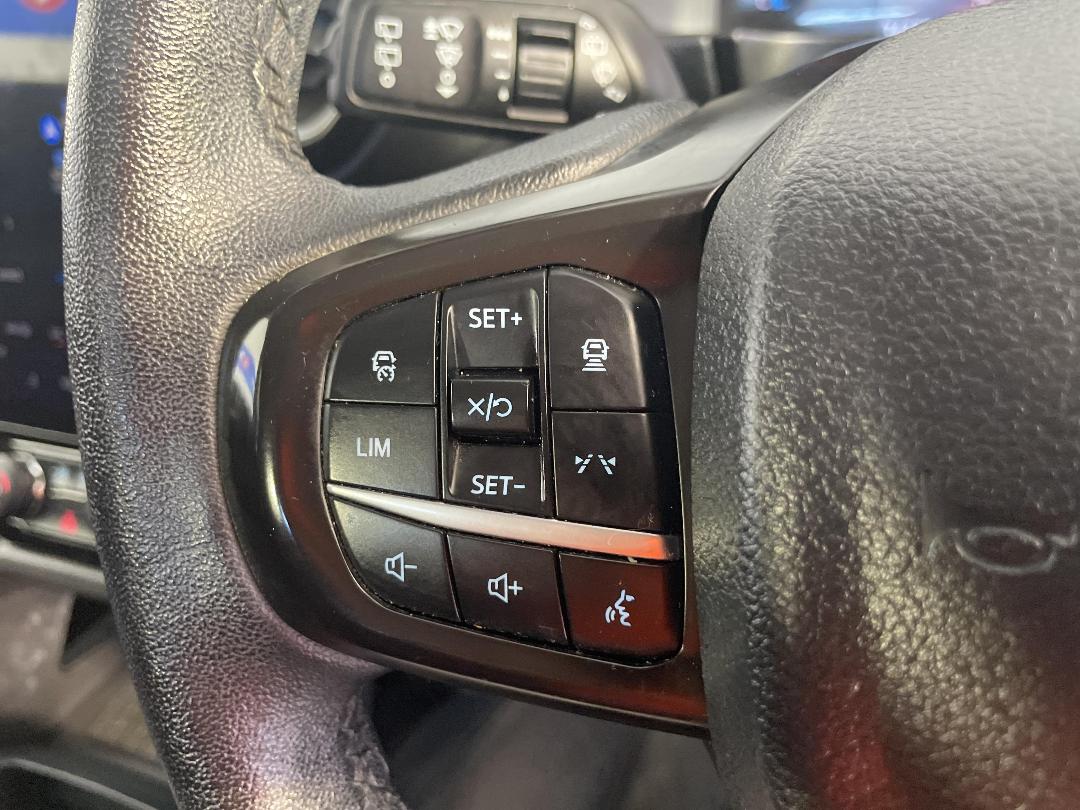 Photo '26' of Ford Everest