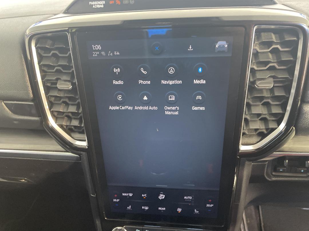 Photo '28' of Ford Everest