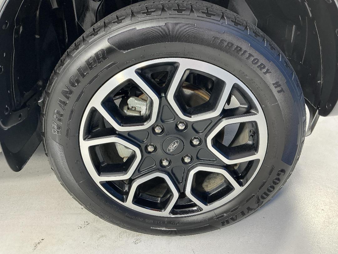 Photo '9' of Ford Everest Photo '9' of Ford Everest