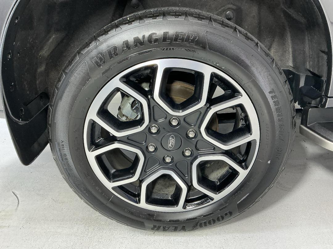 Photo '12' of Ford Everest Photo '12' of Ford Everest