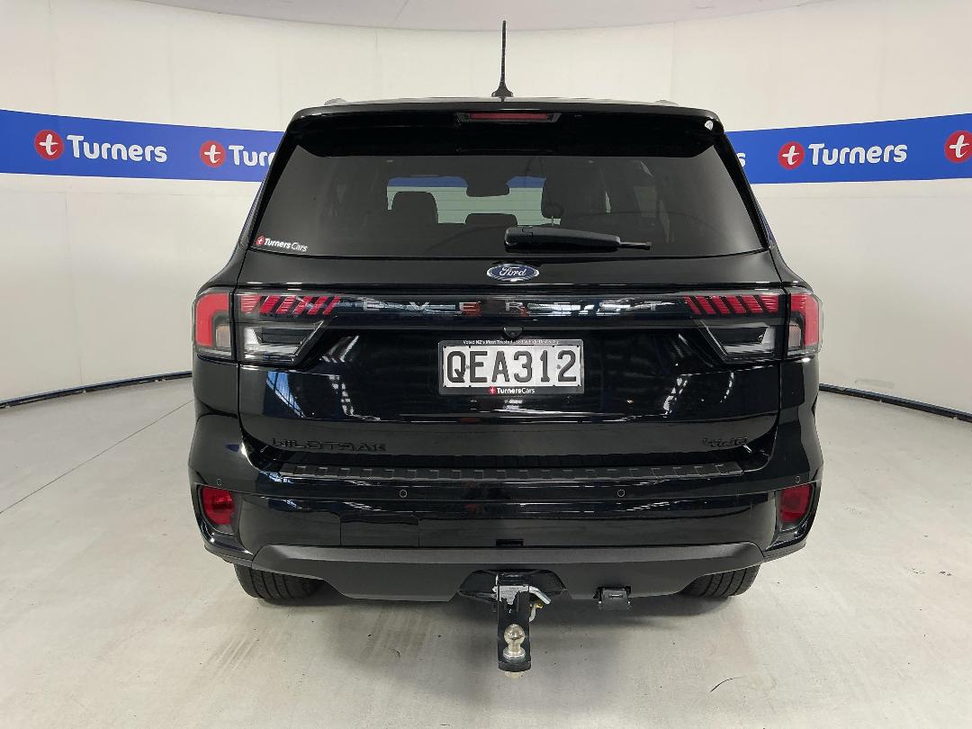 Photo '6' of Ford Everest Photo '6' of Ford Everest