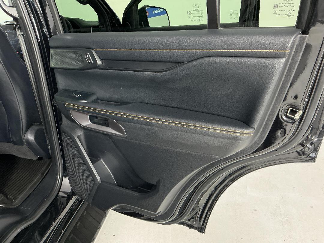 Photo '19' of Ford Everest Photo '19' of Ford Everest