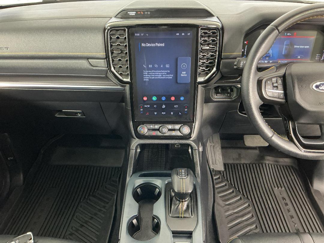 Photo '18' of Ford Everest Photo '18' of Ford Everest