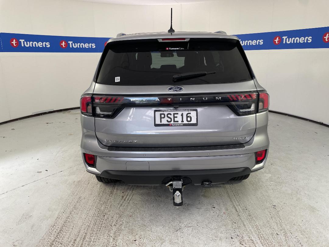 Photo '6' of Ford Everest