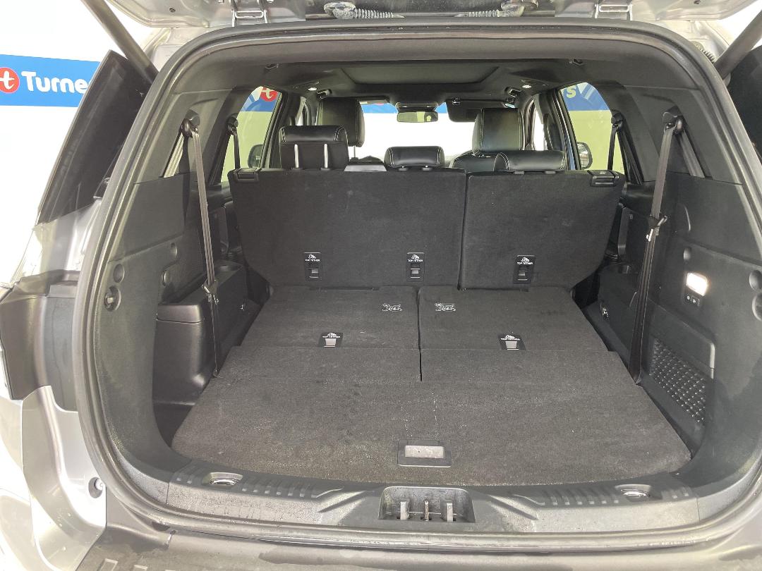 Photo '14' of Ford Everest