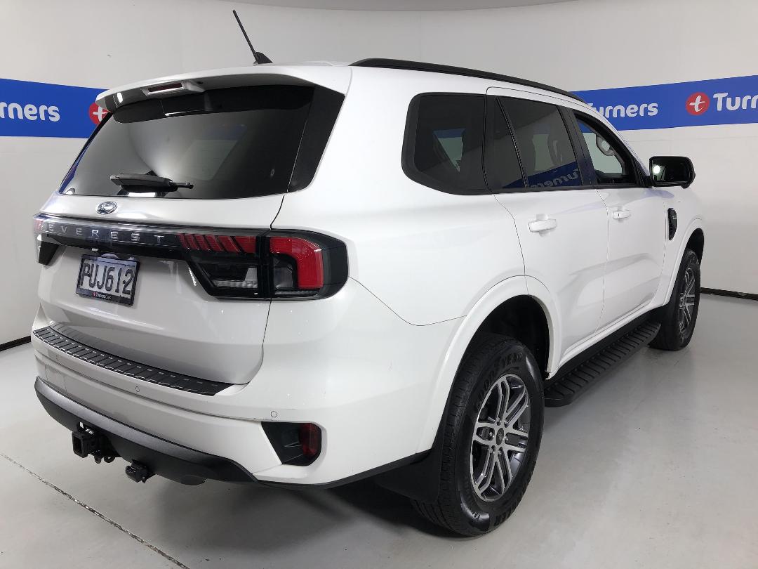 Photo '7' of Ford Everest