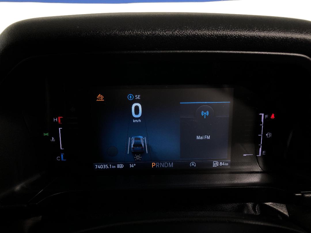 Photo '21' of Ford Everest