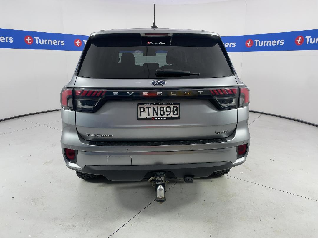 Photo '6' of Ford Everest