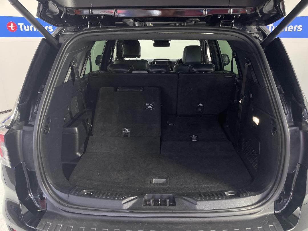 Photo '14' of Ford Everest