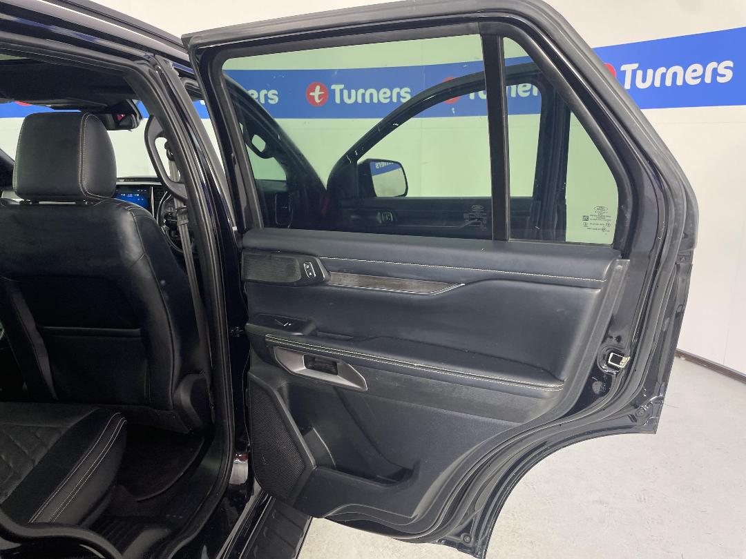 Photo '19' of Ford Everest