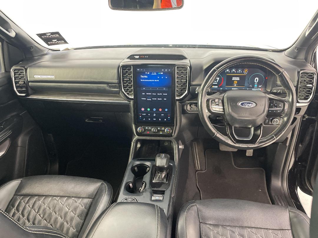 Photo '17' of Ford Everest