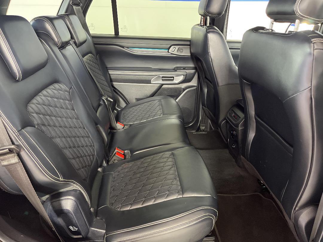 Photo '20' of Ford Everest Photo '20' of Ford Everest