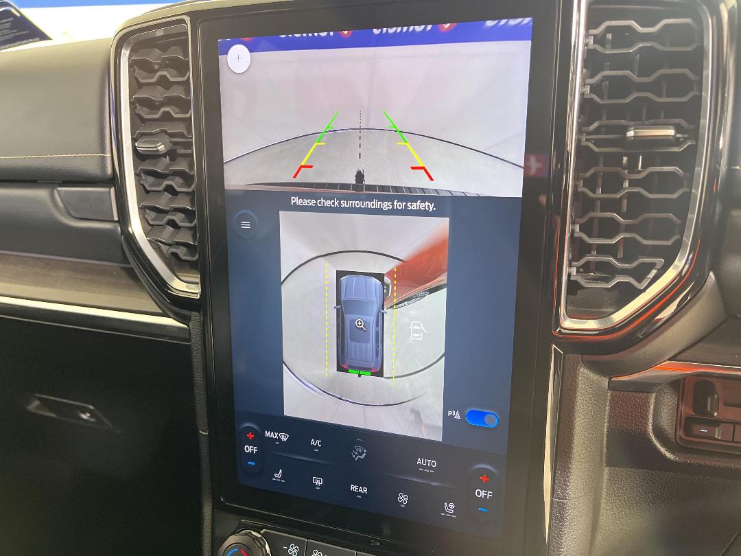 Photo '24' of Ford Everest Photo '24' of Ford Everest