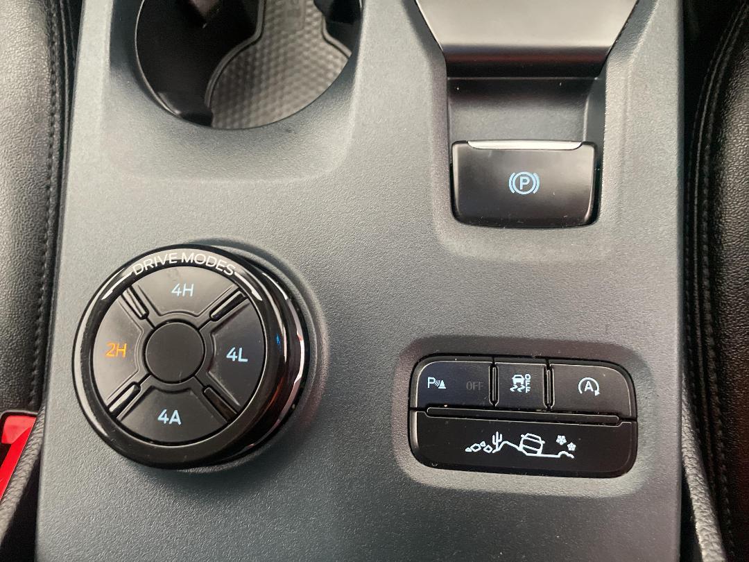 Photo '30' of Ford Everest