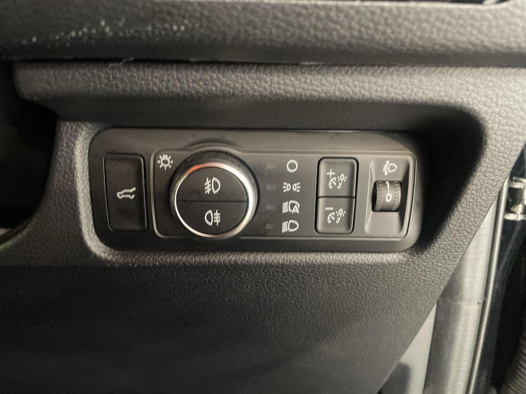 Photo '25' of Ford Everest Photo '25' of Ford Everest