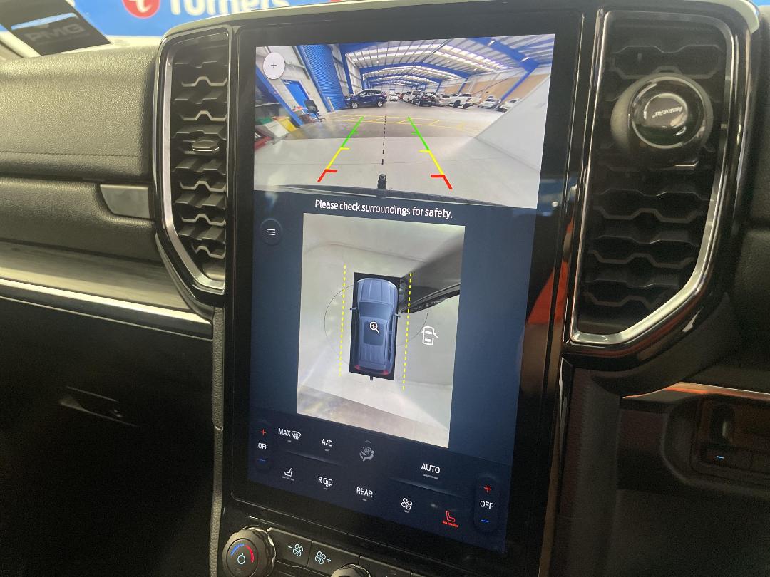 Photo '30' of Ford Everest Photo '30' of Ford Everest