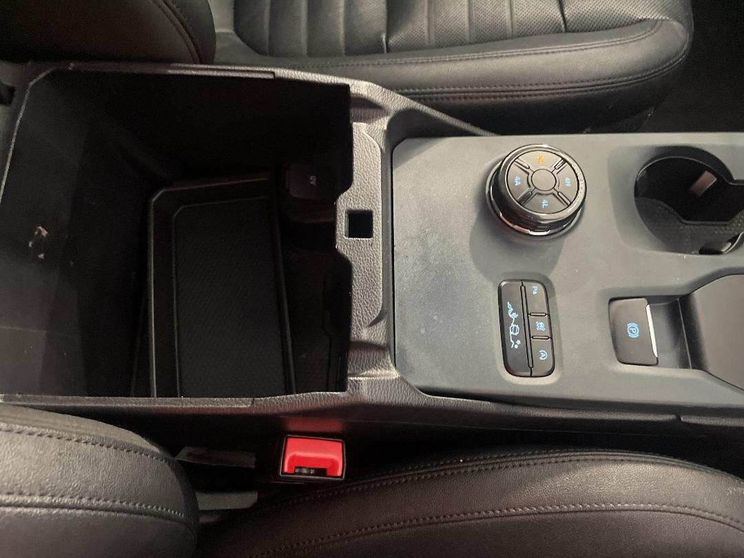 Photo '33' of Ford Everest Photo '33' of Ford Everest