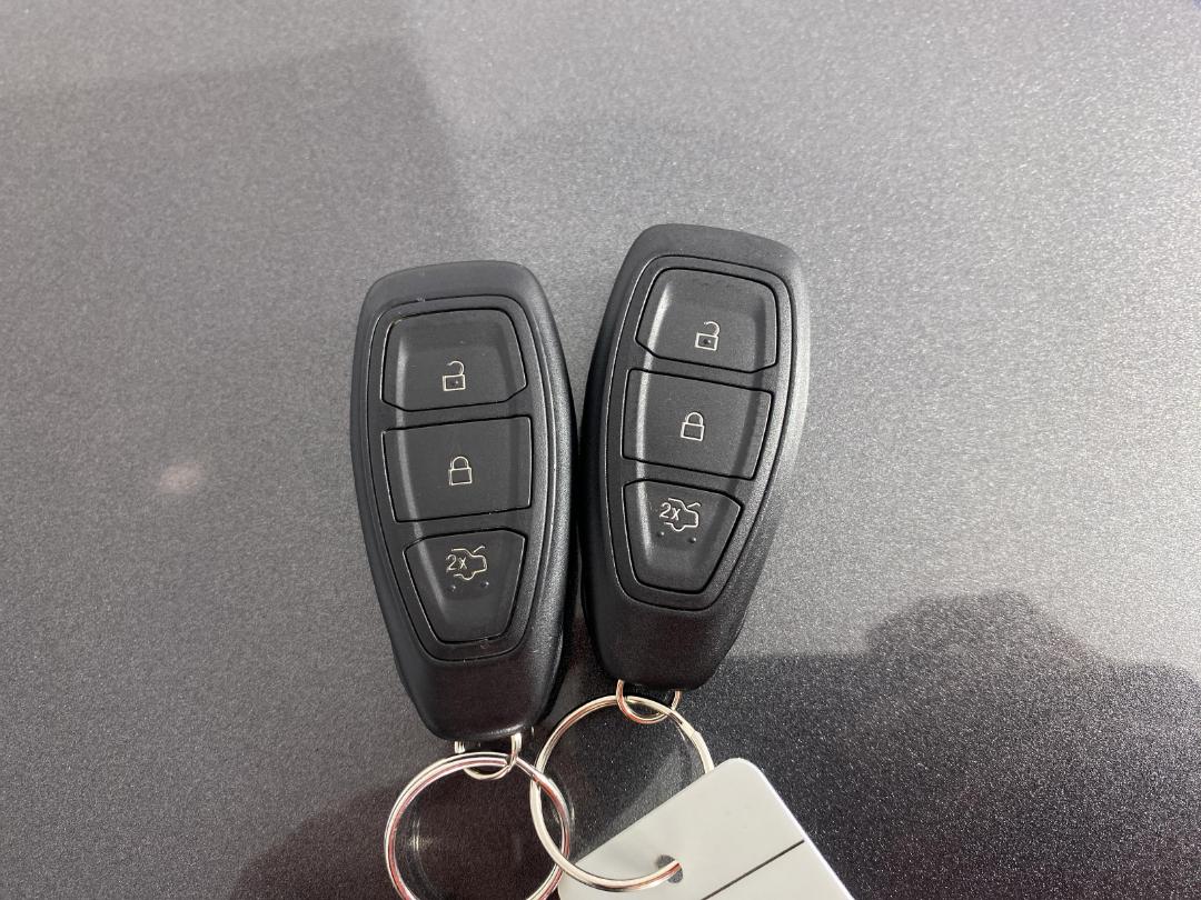 Photo '22' of Ford Focus