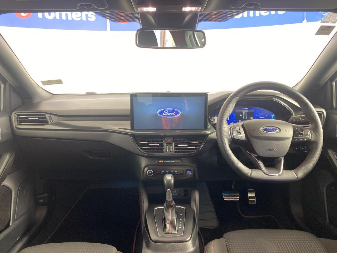 Photo '17' of Ford Focus