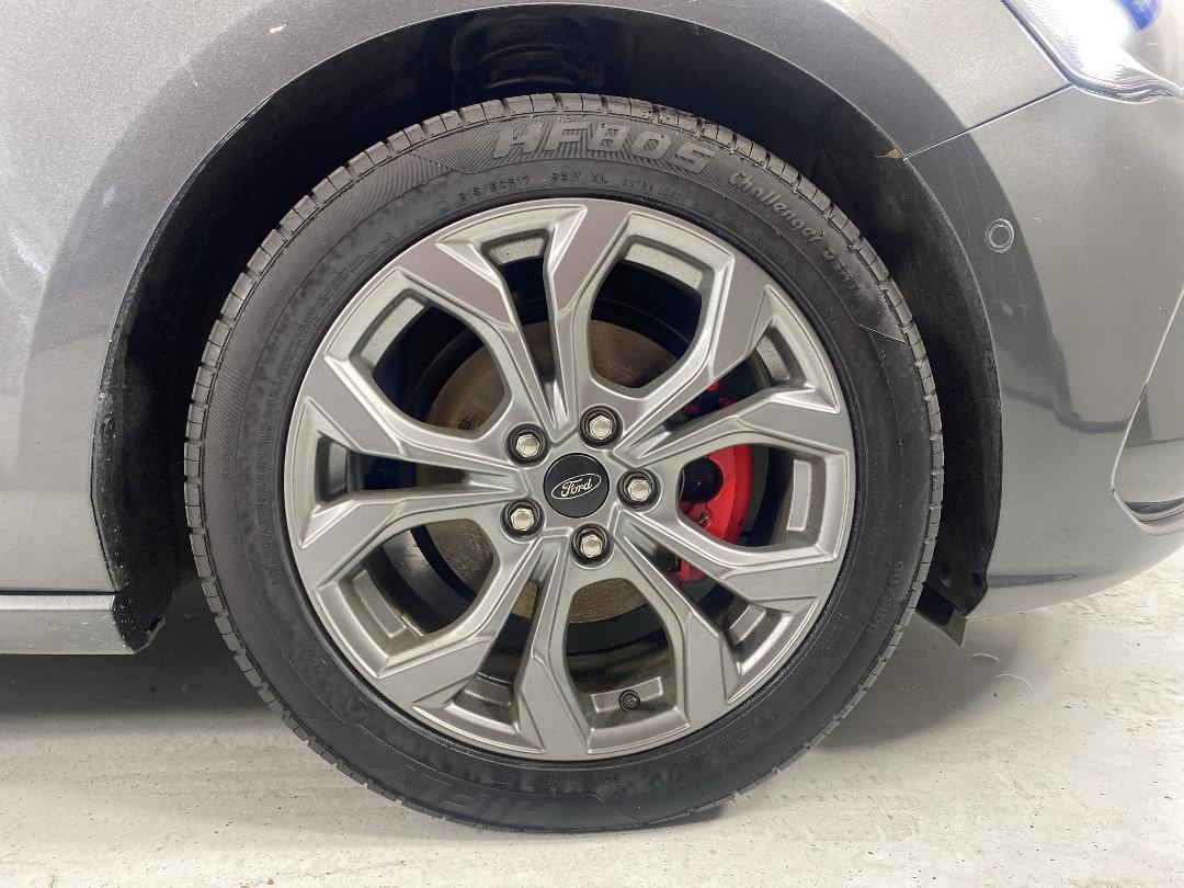 Photo '9' of Ford Focus