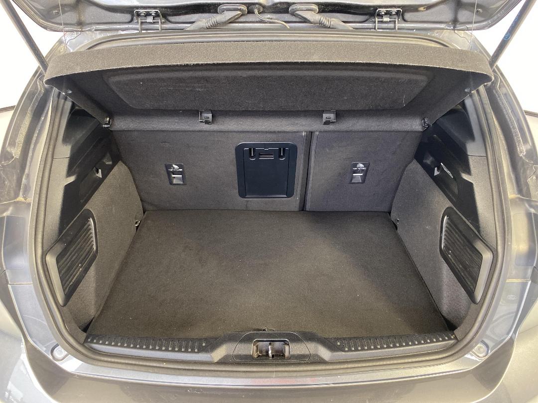 Photo '14' of Ford Focus