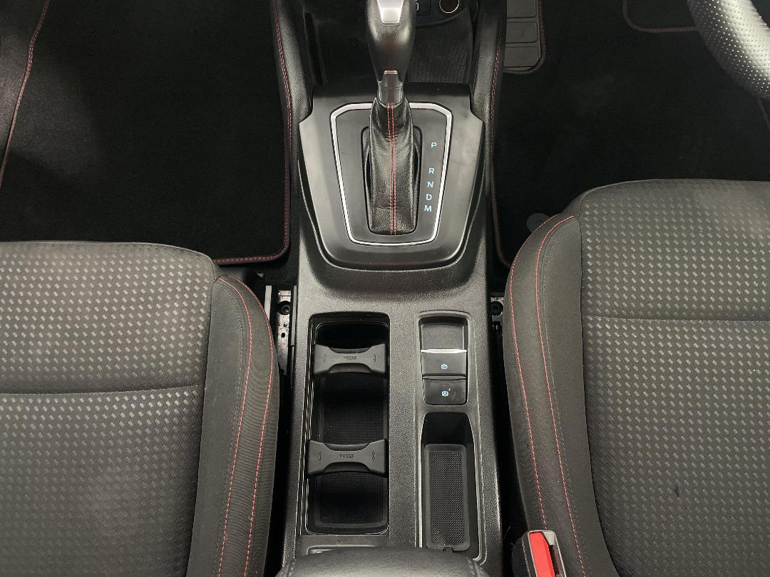 Photo '18' of Ford Focus Photo '18' of Ford Focus