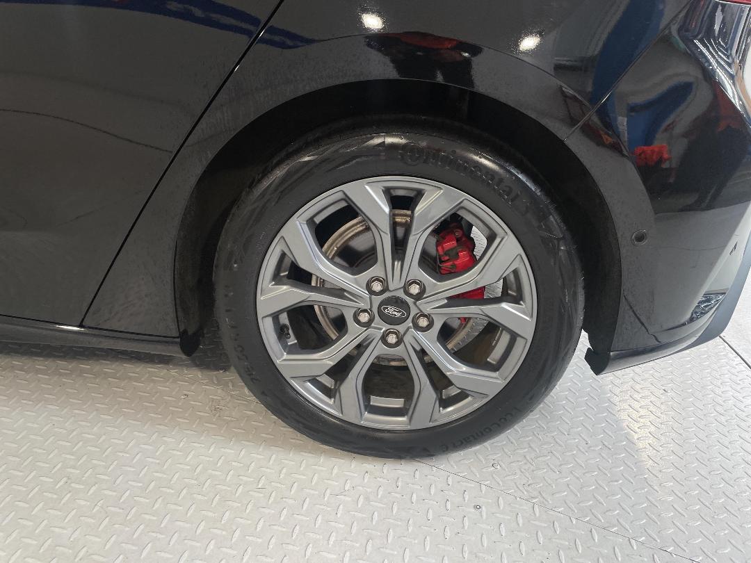 Photo '11' of Ford Focus