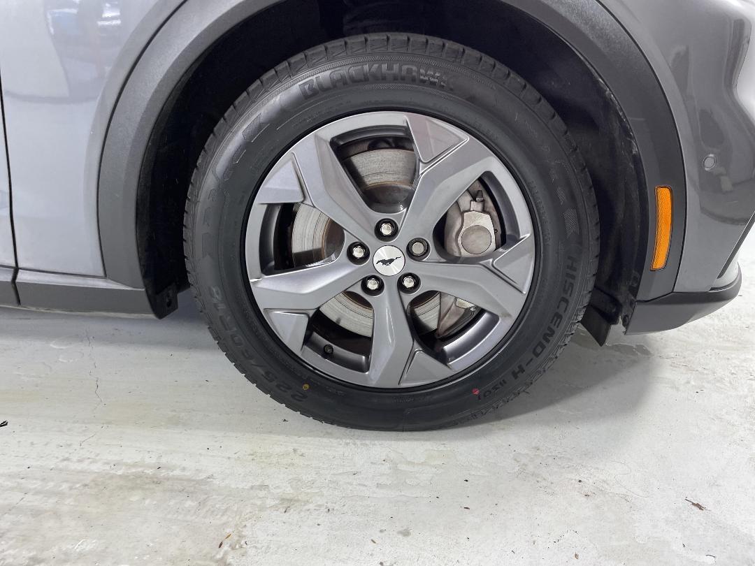 Photo '9' of Ford Mustang Mach-E