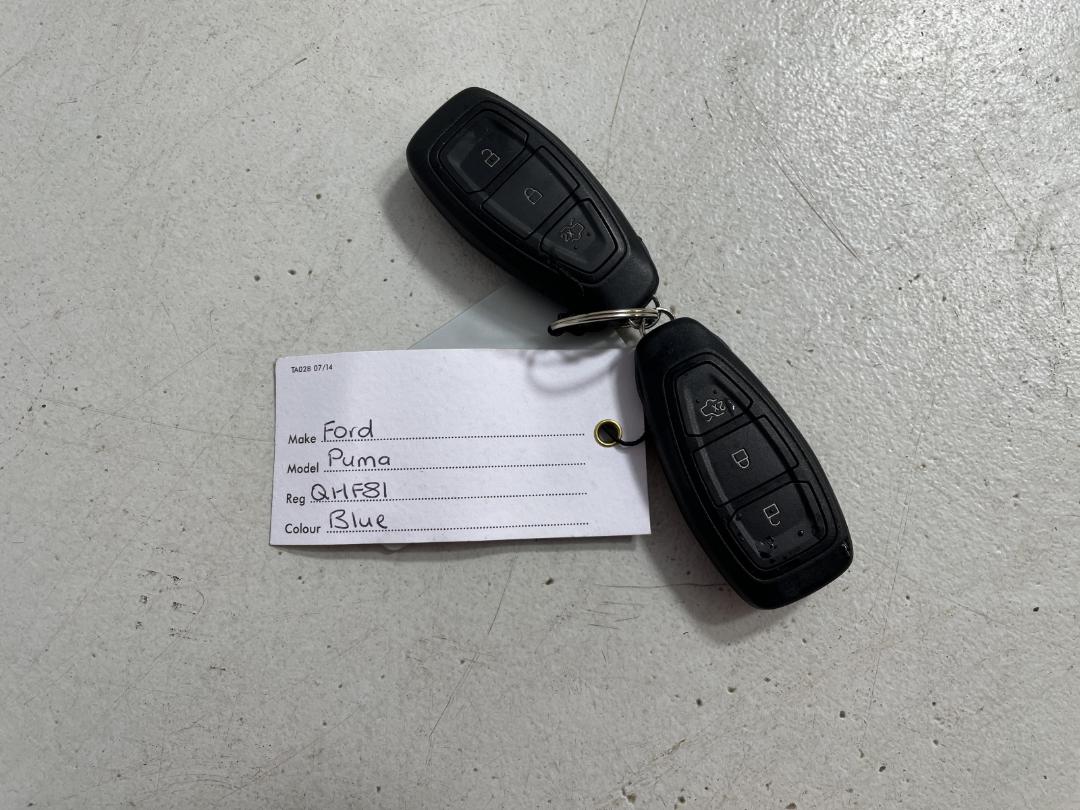 Photo '22' of Ford Puma