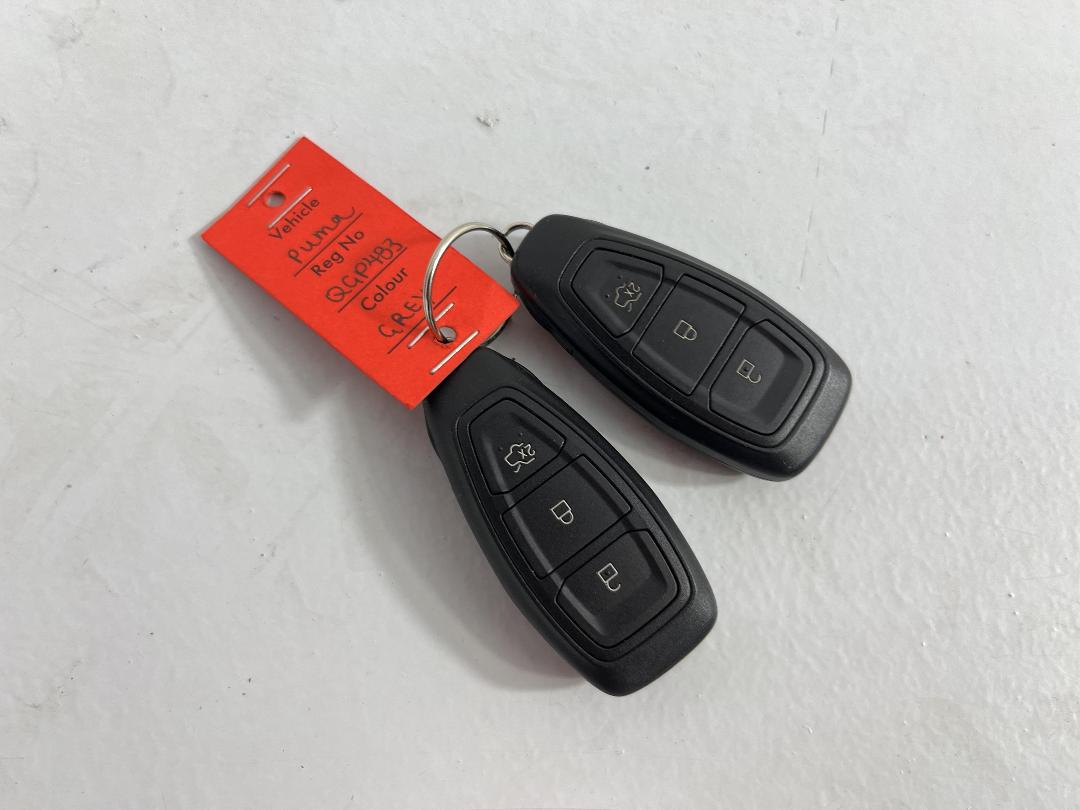 Photo '22' of Ford Puma