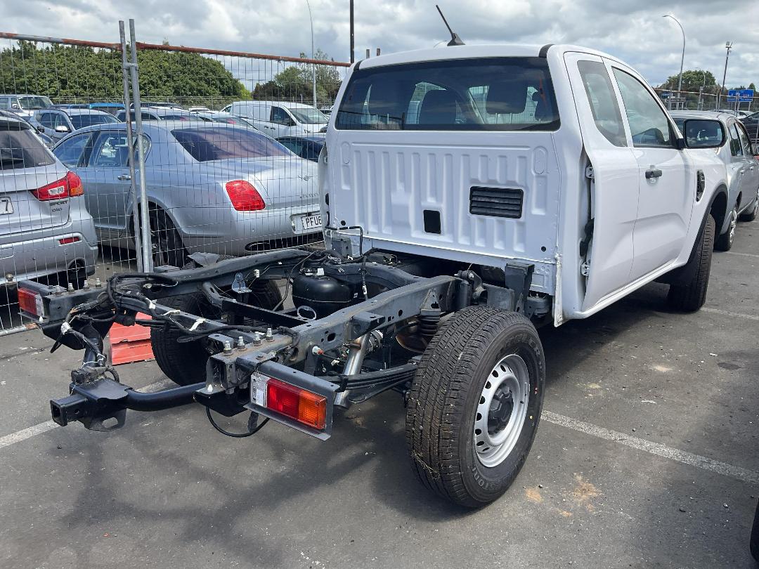 Photo '4' of Ford Ranger XL Super CAB Chassis Photo '4' of Ford Ranger XL Super CAB Chassis
