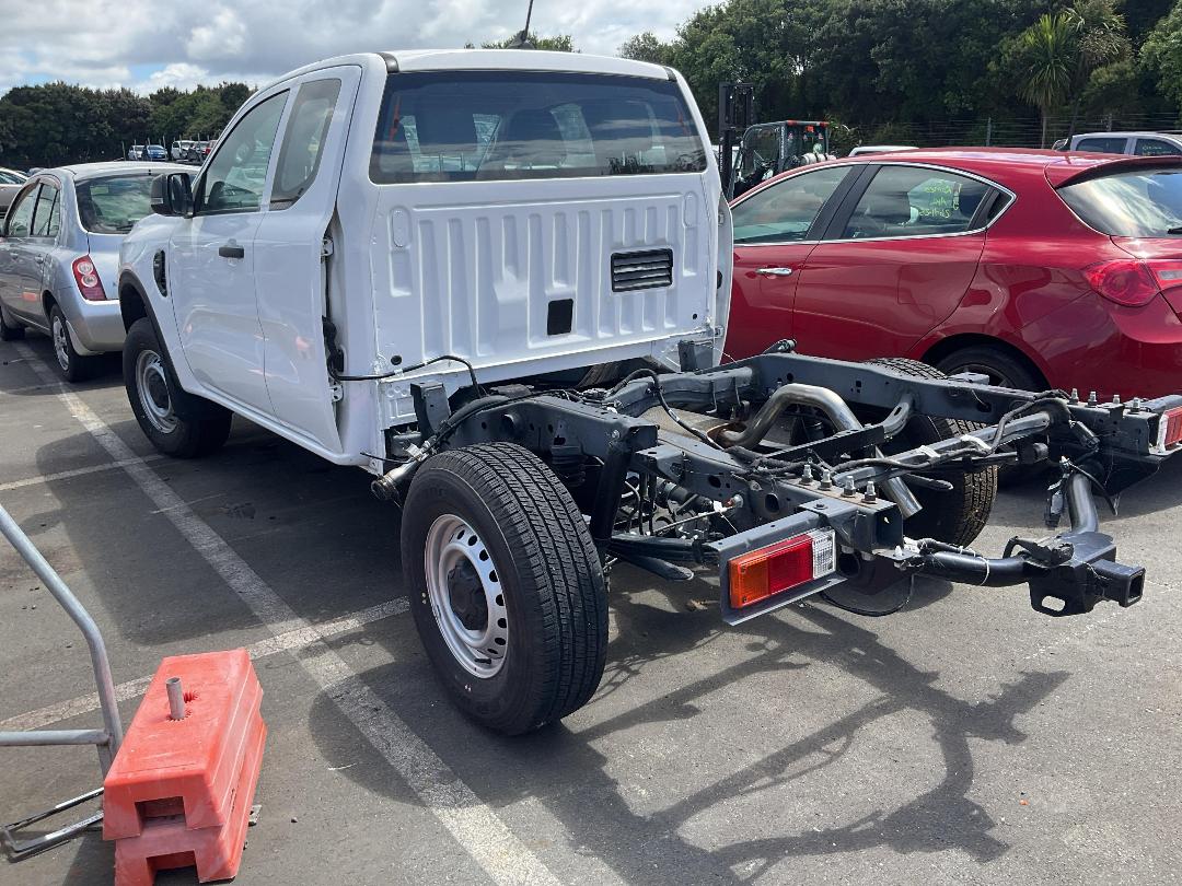 Photo '3' of Ford Ranger XL Super CAB Chassis Photo '3' of Ford Ranger XL Super CAB Chassis