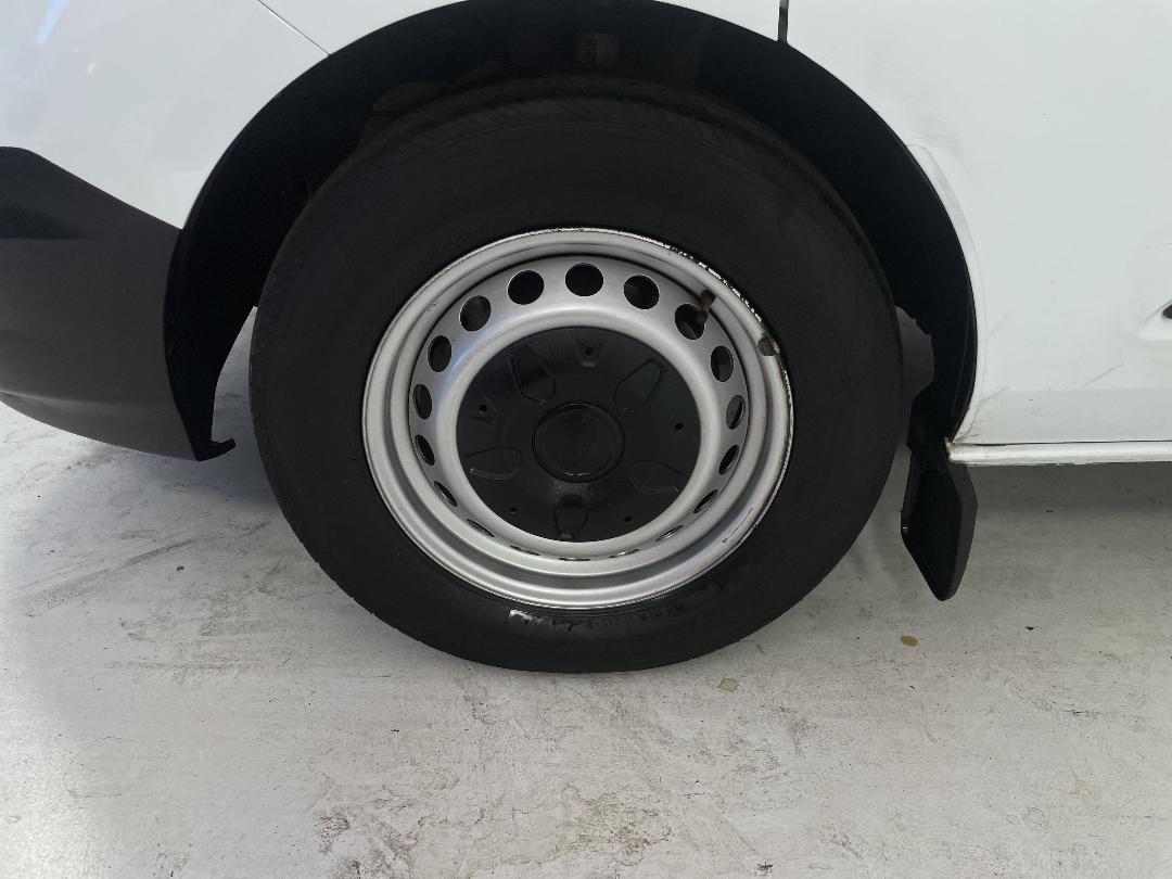 Photo '10' of Ford Transit