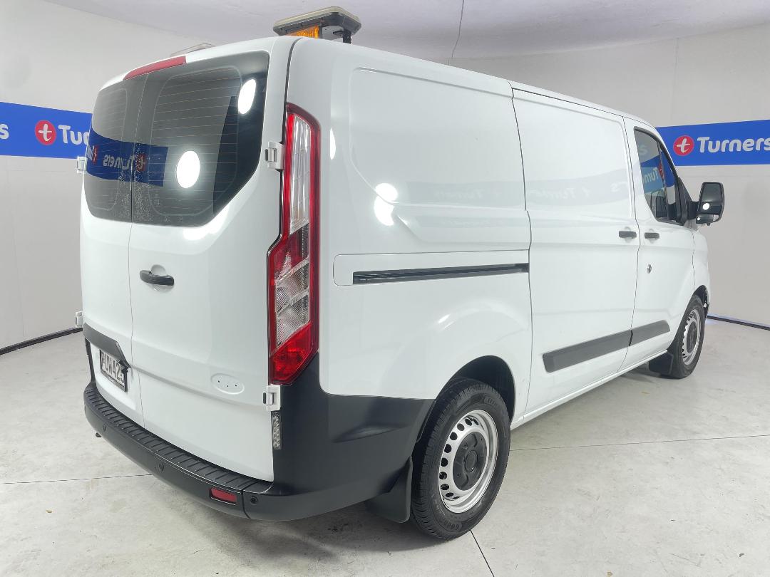 Photo '7' of Ford Transit