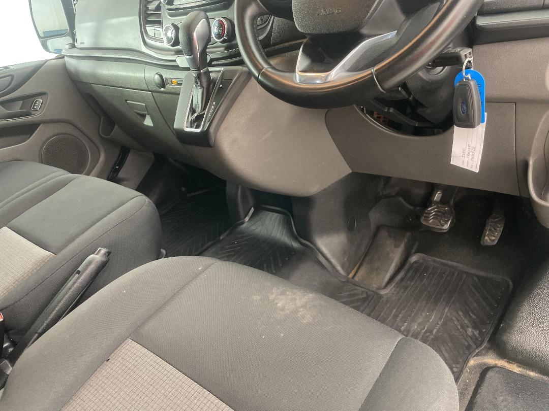 Photo '18' of Ford Transit