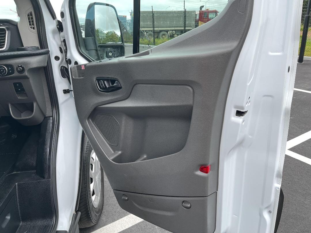 Photo '15' of Ford Transit