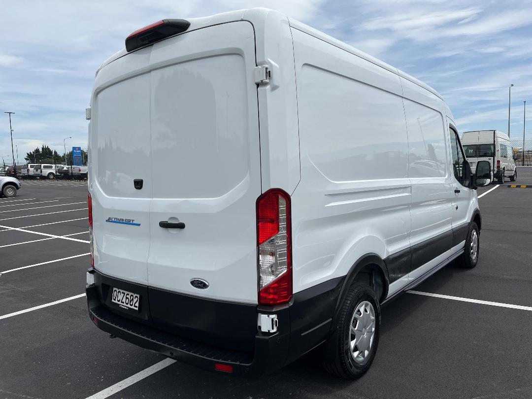 Photo '7' of Ford Transit