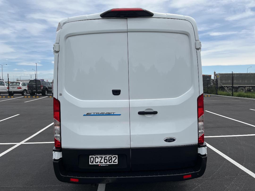 Photo '6' of Ford Transit