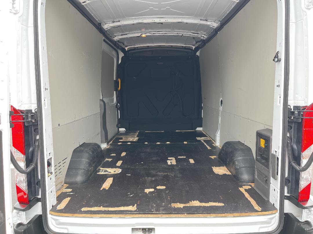 Photo '14' of Ford Transit