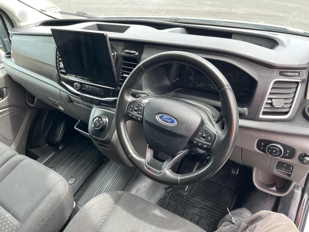 Photo '17' of Ford Transit