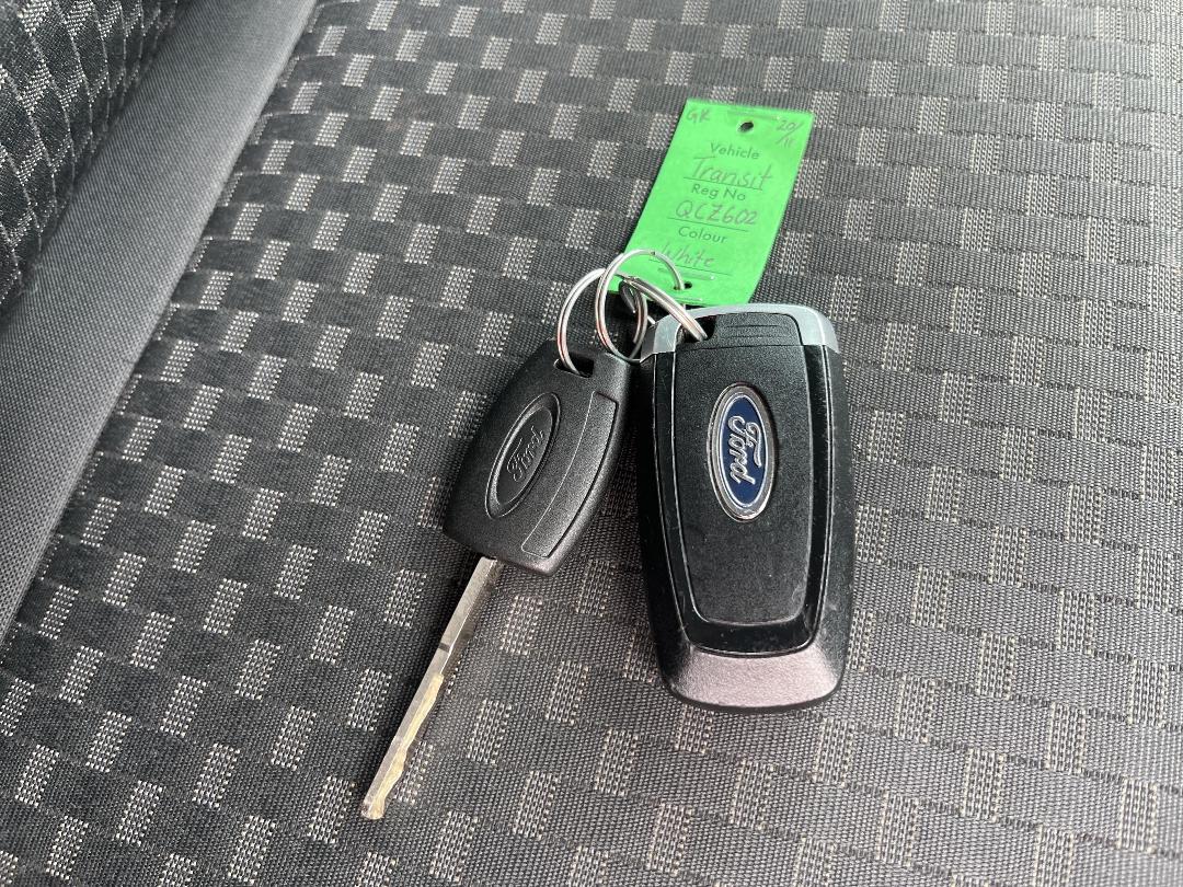 Photo '21' of Ford Transit