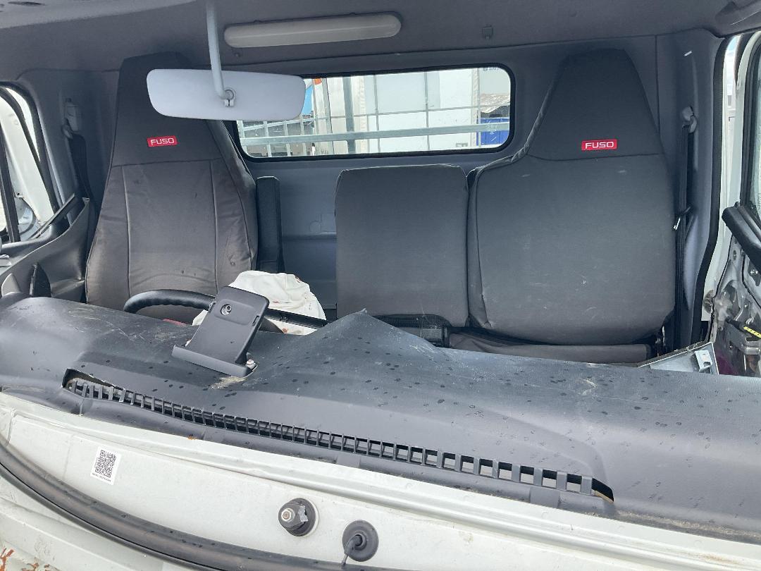 Photo '13' of Fuso Canter Flat Deck Photo '13' of Fuso Canter Flat Deck