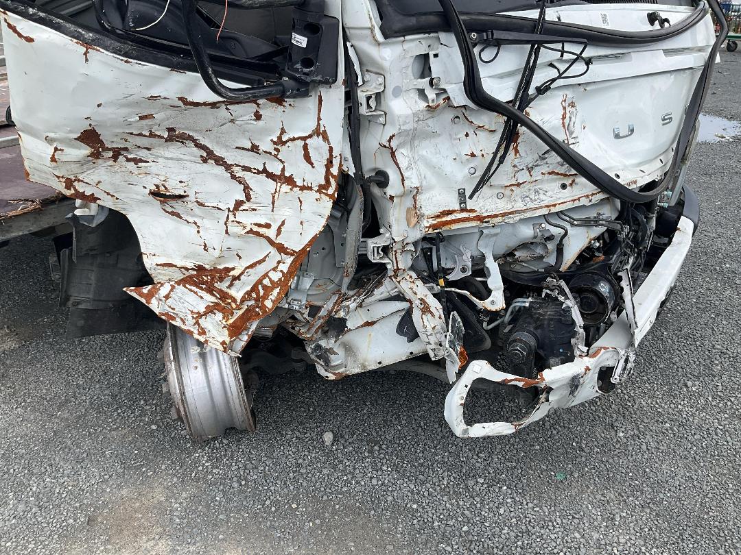 Photo '11' of Fuso Canter Flat Deck Photo '11' of Fuso Canter Flat Deck