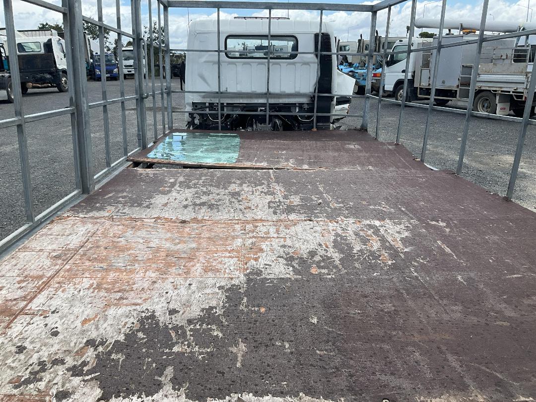 Photo '20' of Fuso Canter Flat Deck Photo '20' of Fuso Canter Flat Deck
