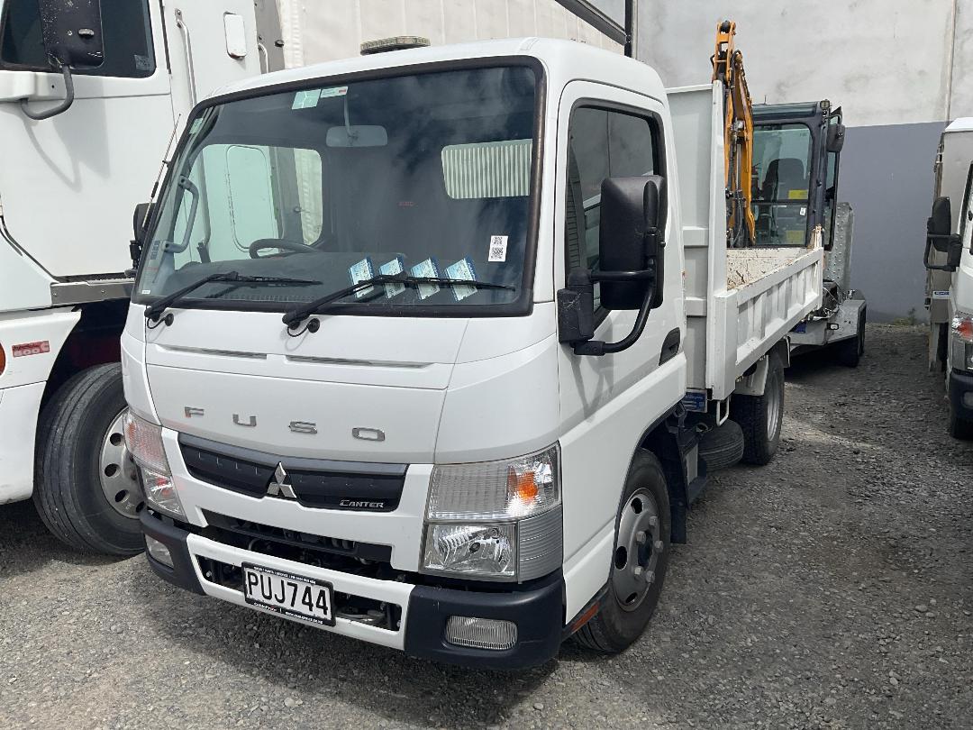 Photo '3' of Fuso Canter 616 - City Tipper