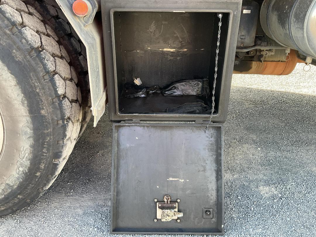 Photo '25' of Fuso FIGHTER FN2428 FN62FK2RFAK Tipper