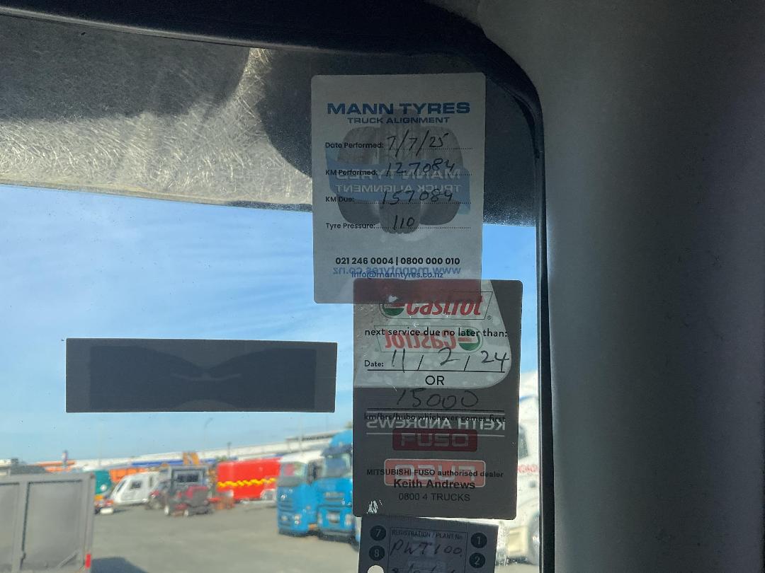 Photo '34' of Fuso FIGHTER FN2428 FN62FK2RFAK Tipper