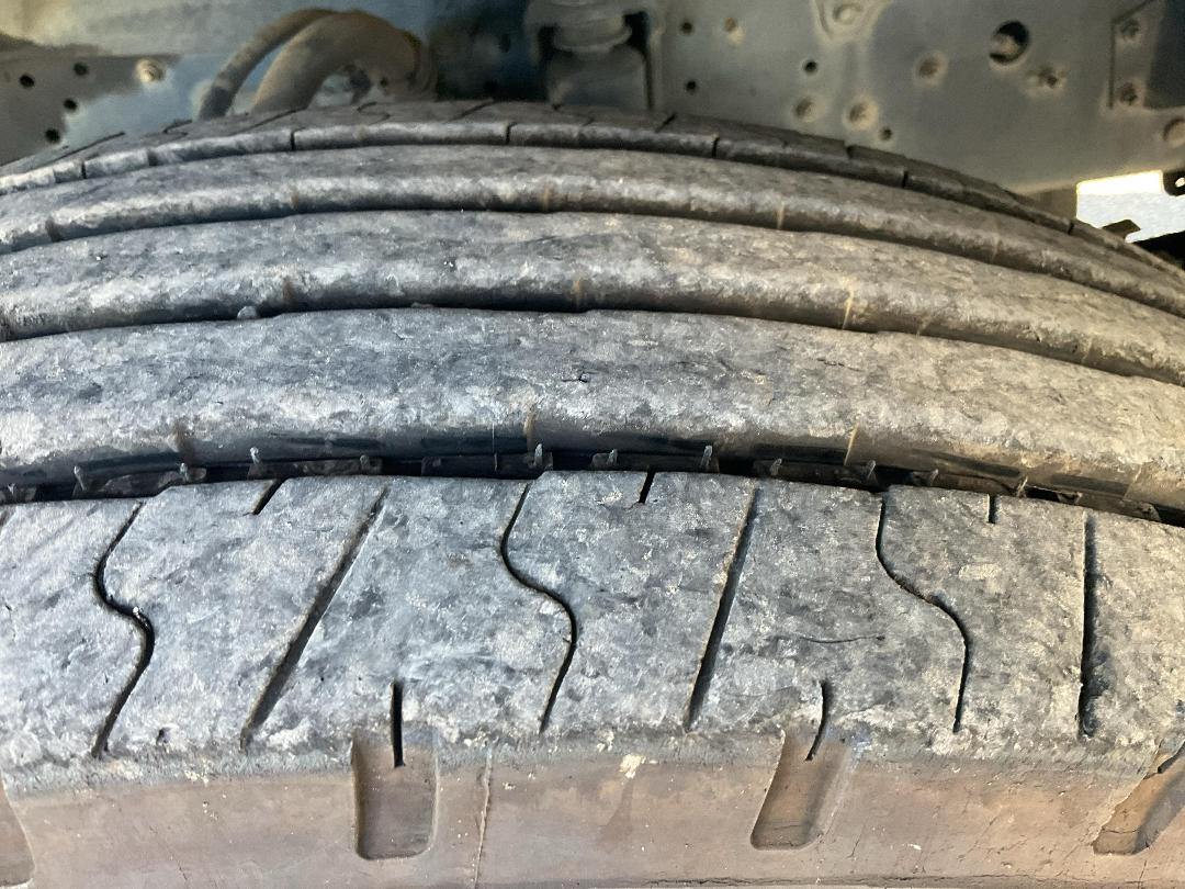 Photo '37' of Fuso FIGHTER FN2428 FN62FK2RFAK Tipper