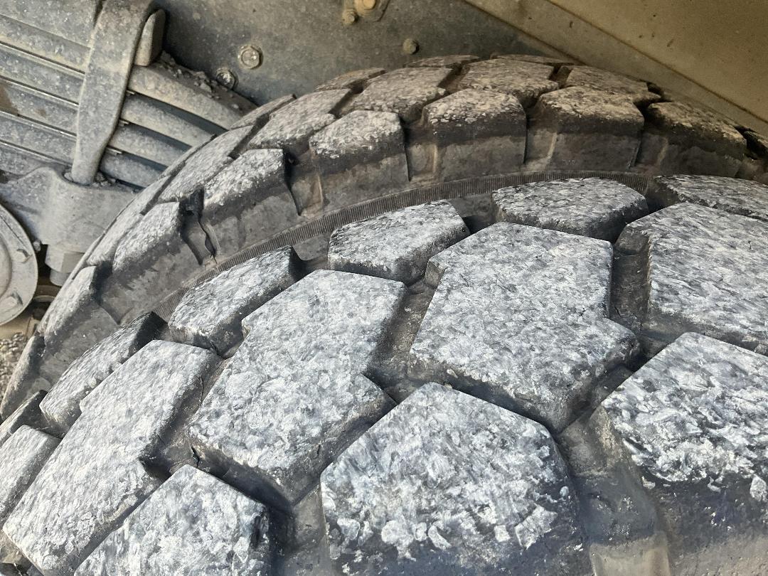 Photo '39' of Fuso FIGHTER FN2428 FN62FK2RFAK Tipper