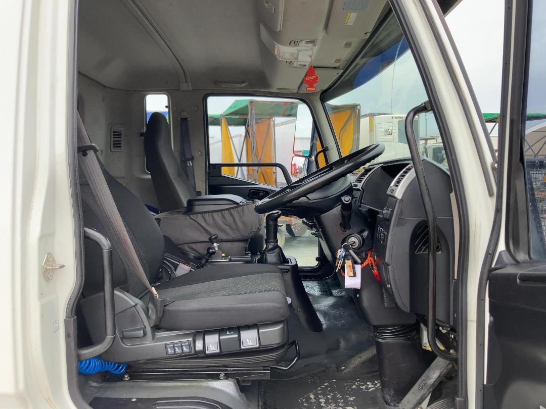 Photo '11' of Fuso FIGHTER FN2428 FN62FK2RFAK Tipper